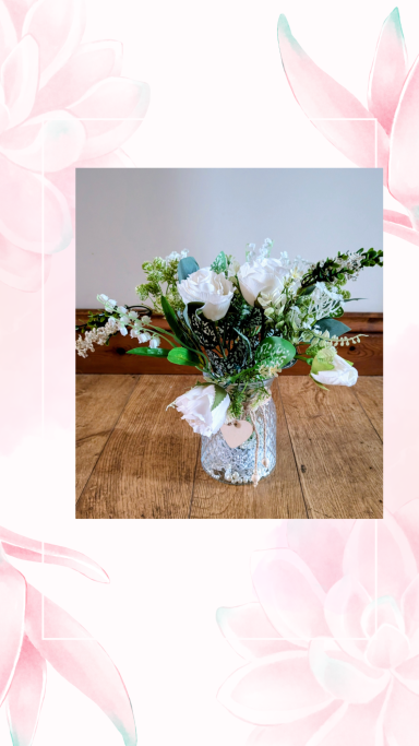 White roses in Vase with bling